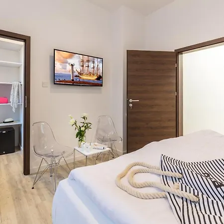 Rosa - 200m Od Morza 米兹多洛杰