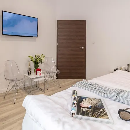 Rosa - 200m Od Morza 招待所