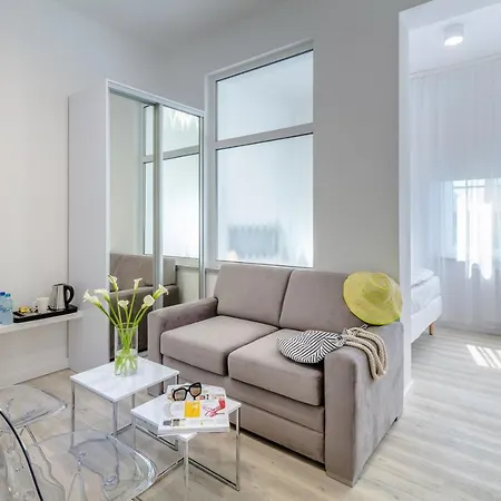 Rosa - 200m Od Morza 招待所