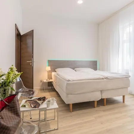 Rosa - 200m Od Morza 招待所 米兹多洛杰