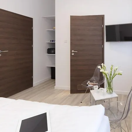 Rosa - 200m Od Morza 招待所 米兹多洛杰