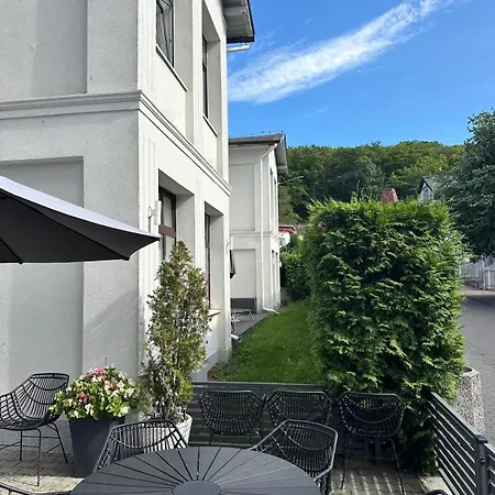 Rosa - 200m Od Morza 米兹多洛杰