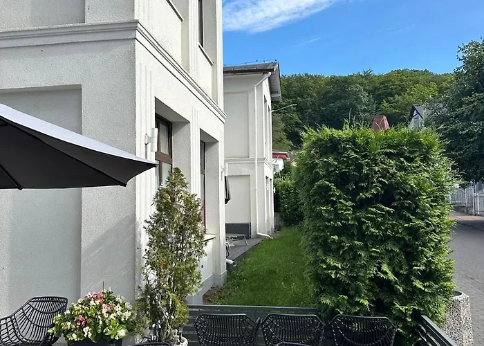 Rosa - 200m Od Morza Miedzyzdroje